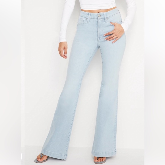 Good American Always Fits Good Legs Flare Distressed Lt Blue Wash Size 14-18 NWT - Picture 3 of 16